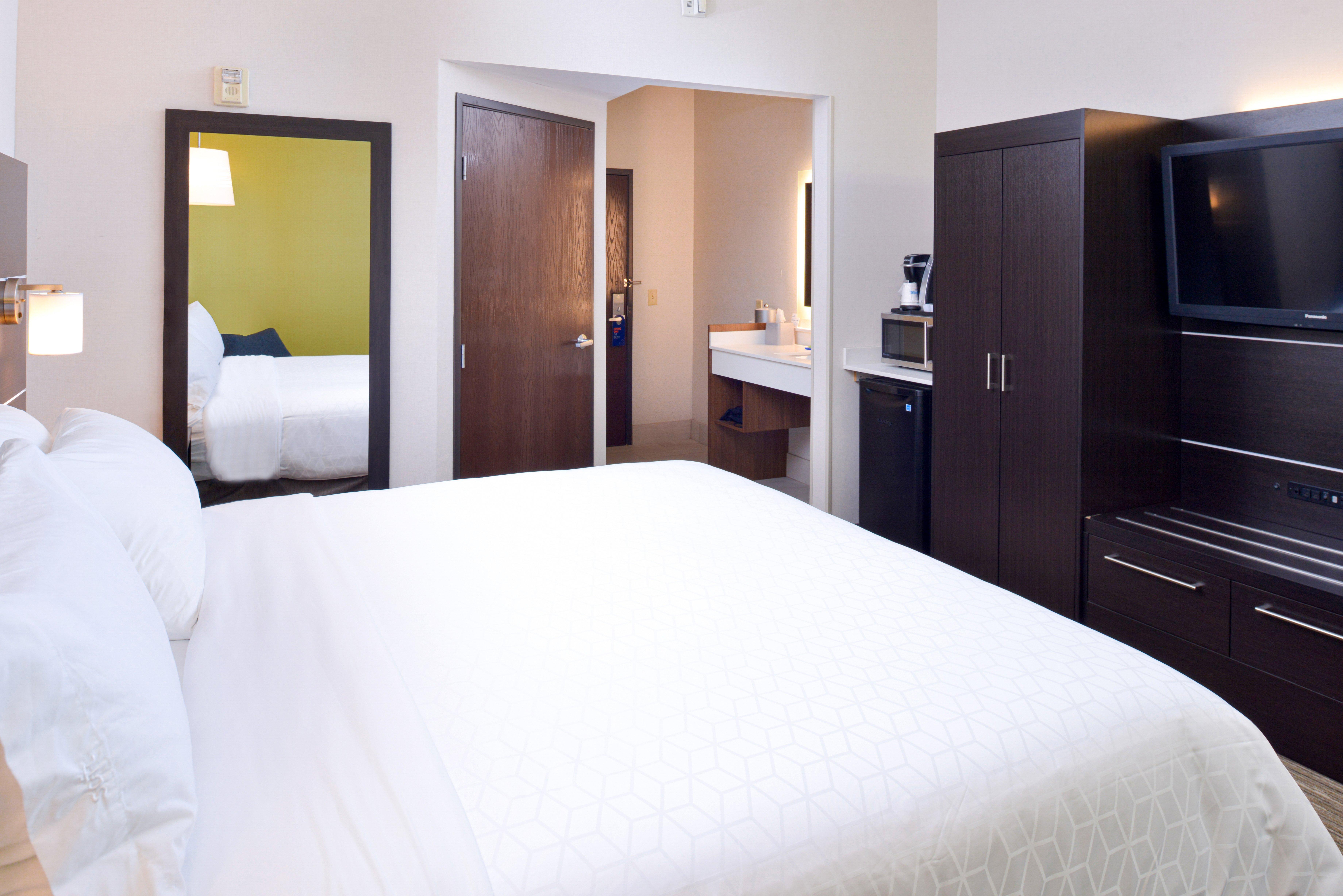 Holiday Inn Express Wixom By Ihg Zewnętrze zdjęcie