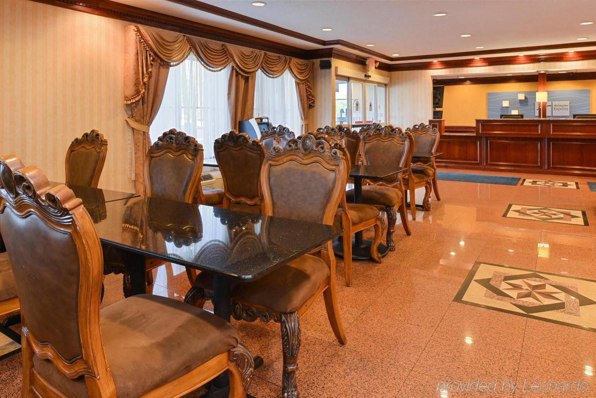 Holiday Inn Express Wixom By Ihg Zewnętrze zdjęcie